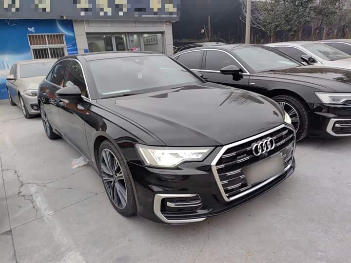 Фото 4 - Audi A6L