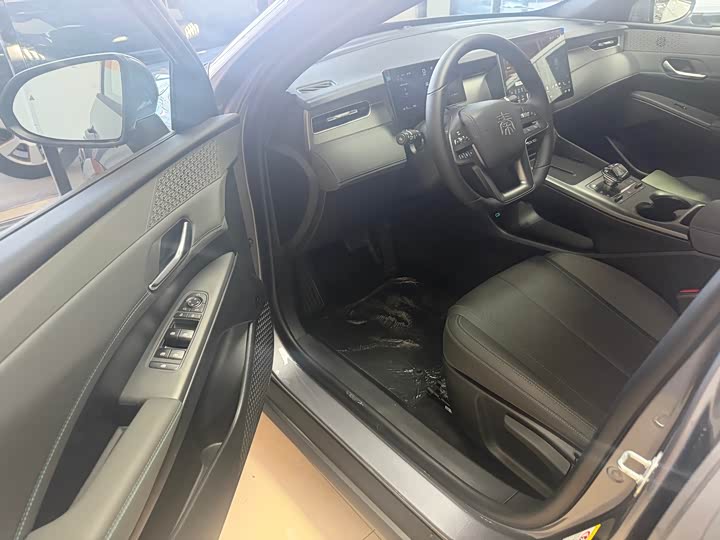 Фото 8 - BYD Qin Plus