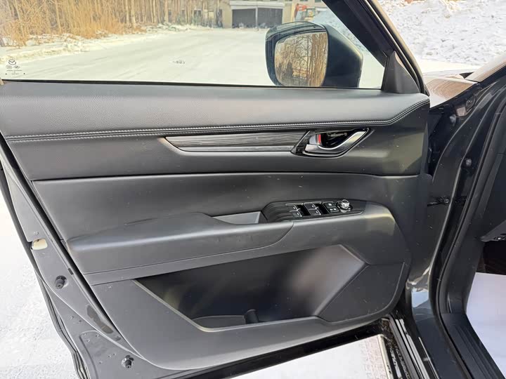 Фото 9 - Mazda CX-5