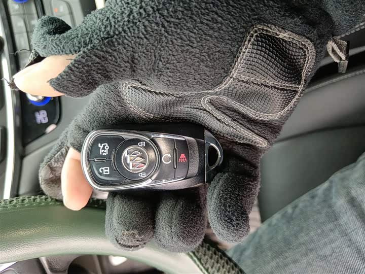 Фото 9 - Buick LaCrosse