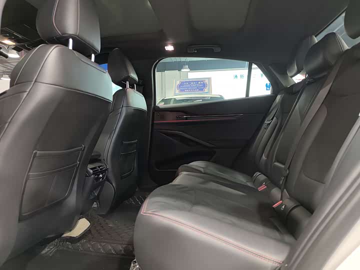 Фото 6 - Ford Mondeo