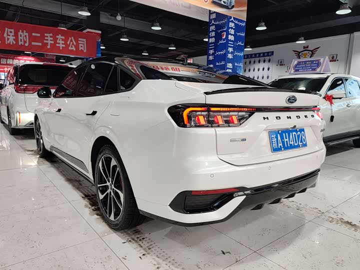 Фото 7 - Ford Mondeo