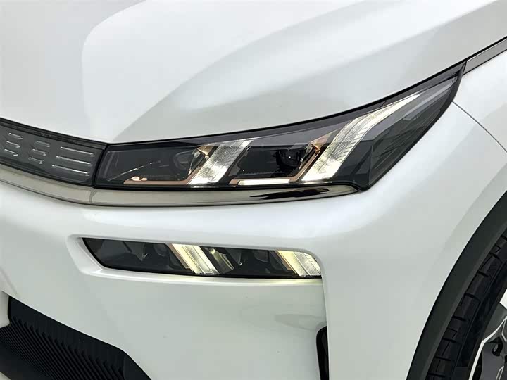 Фото 9 - GAC Aion V