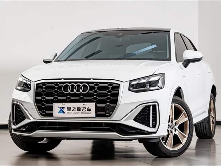 Фото 2 - Audi Q2L