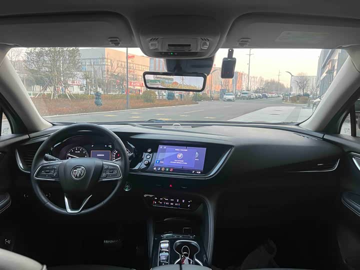 Фото 8 - Buick Envision Plus