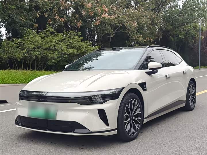 Фото 2 - Zeekr 007 GT