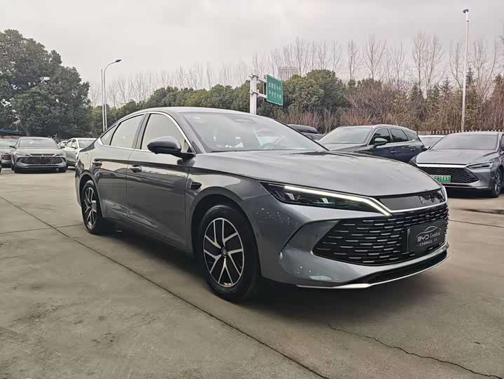 Фото 2 - BYD Qin L