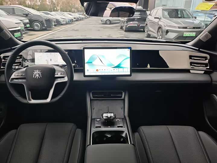 Фото 9 - BYD Qin L