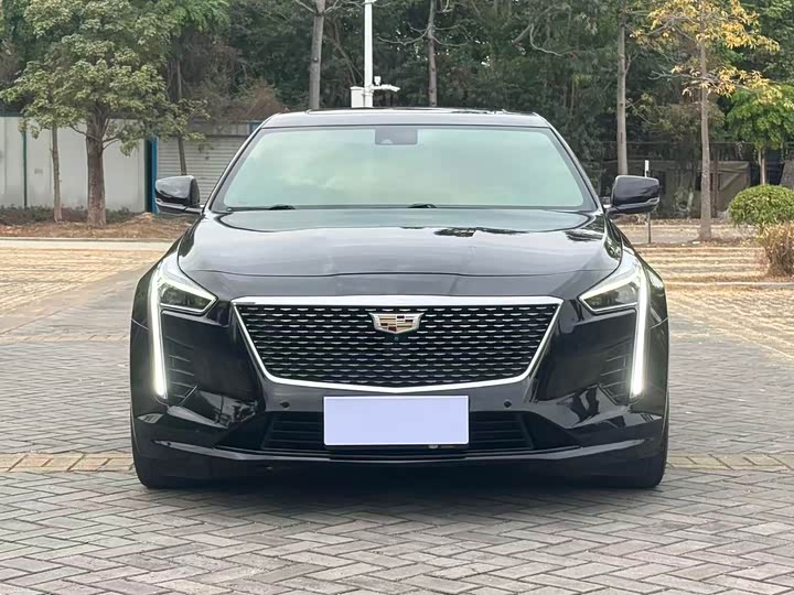 Фото 2 - Cadillac CT6