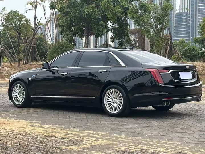 Фото 7 - Cadillac CT6