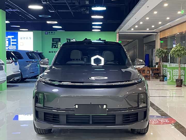 Фото 2 - LiXiang L8