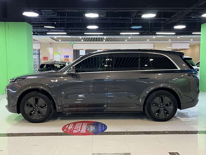 Фото 4 - LiXiang L8