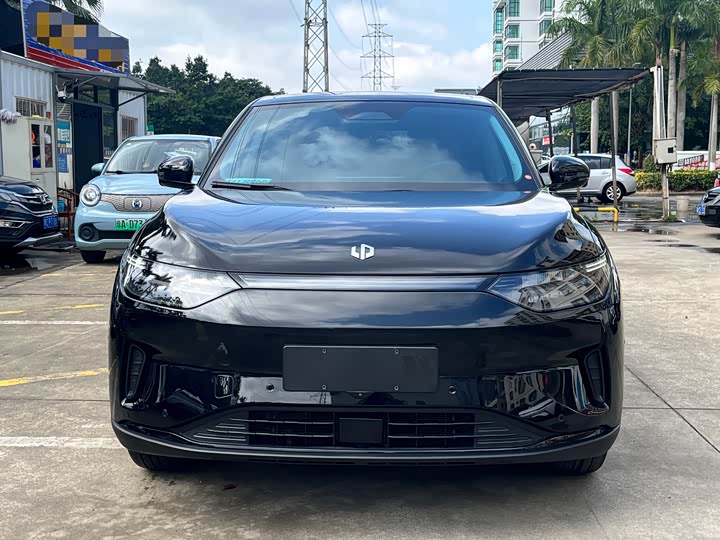 Фото 2 - Leapmotor C11