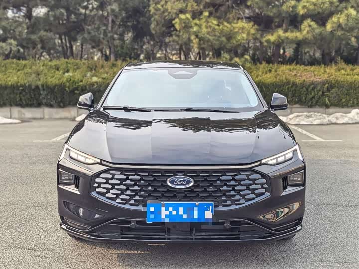 Фото 2 - Ford Mondeo