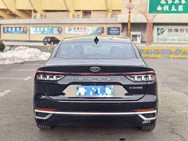 Фото 9 - Ford Mondeo