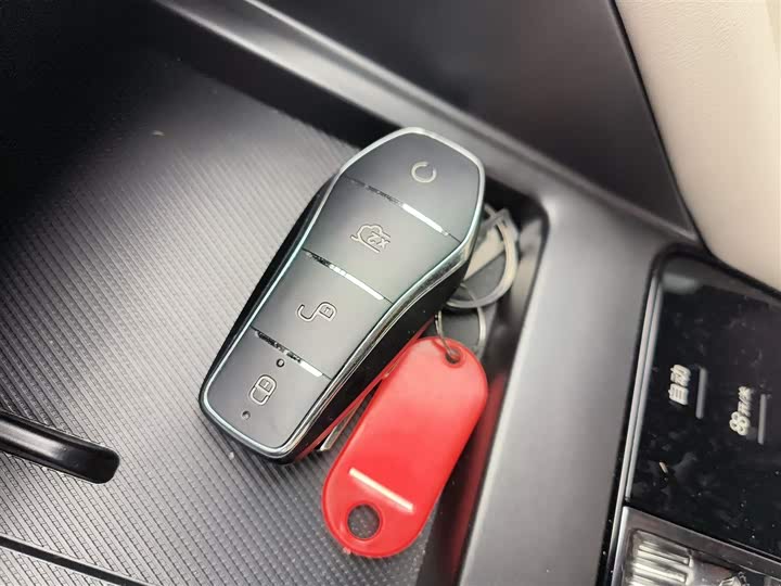 Фото 9 - BYD Song Plus Hybrid/EV