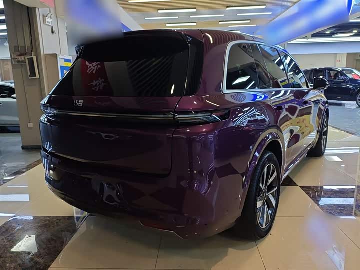 Фото 7 - LiXiang L8