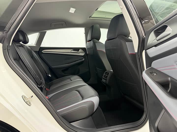 Фото 6 - Volkswagen Lamando L