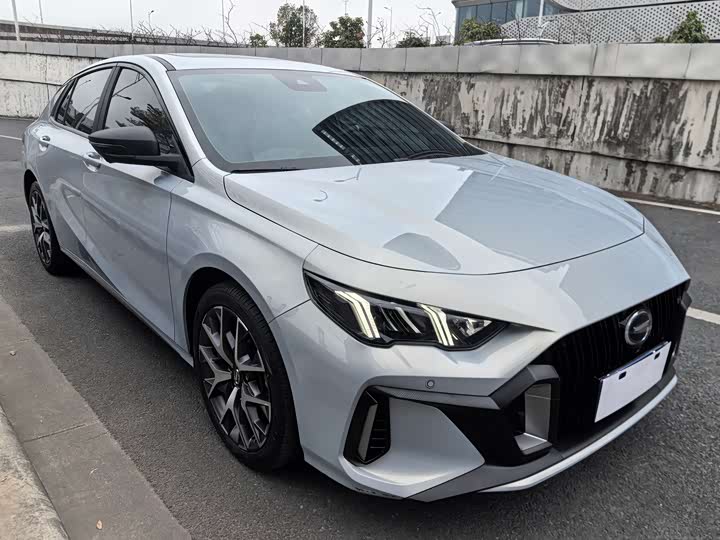 Фото 2 - GAC Trumpchi Empow R