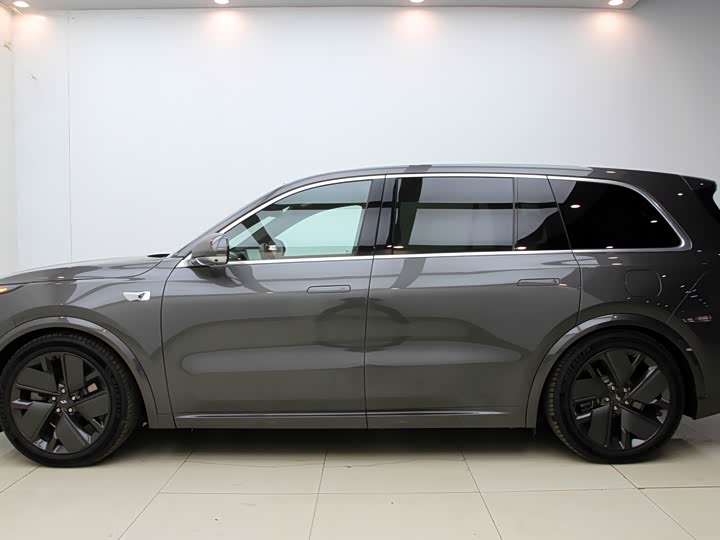 Фото 6 - LiXiang L9