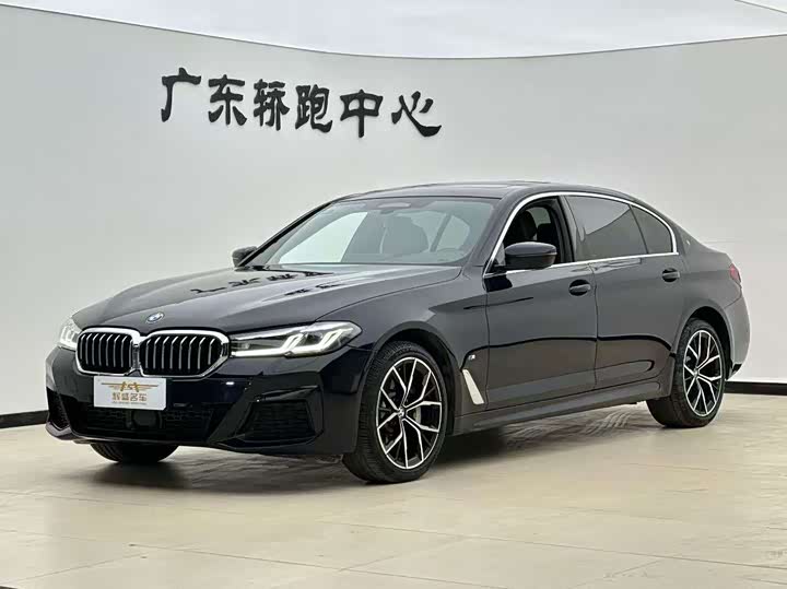 Фото 1 - BMW 5 Series