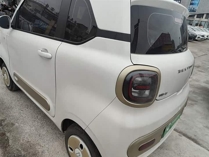 Фото 5 - Bestune Pony