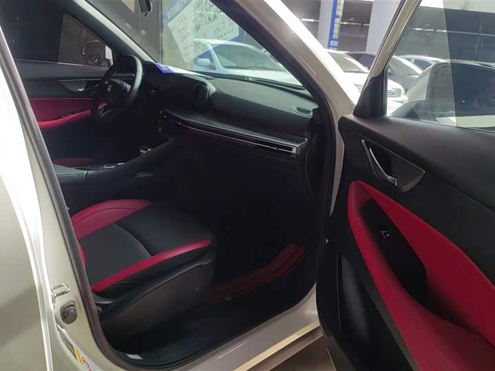 Фото 8 - Changan CS35 Plus