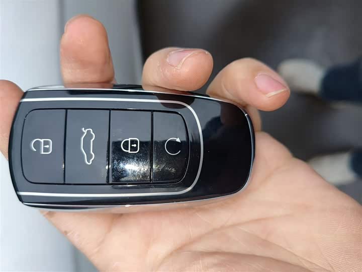 Фото 9 - Chery Arrizo 8