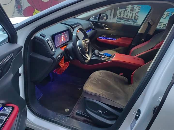 Фото 9 - Hongqi HS3