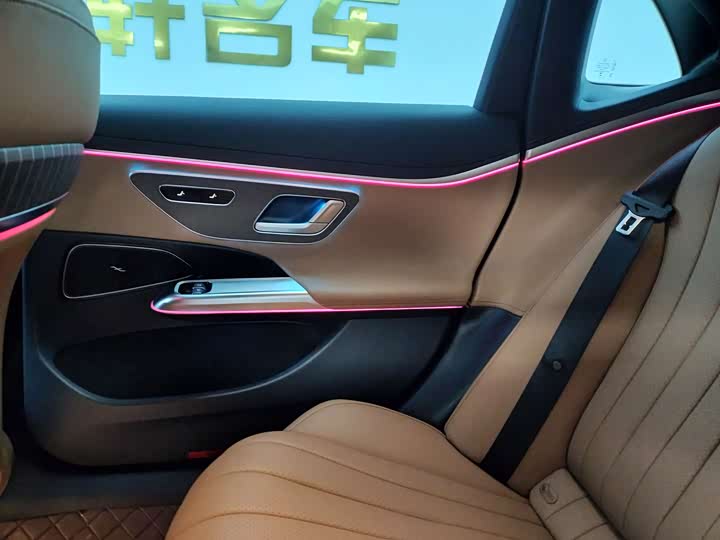 Фото 7 - Mercedes-Benz E-Class Hybrid