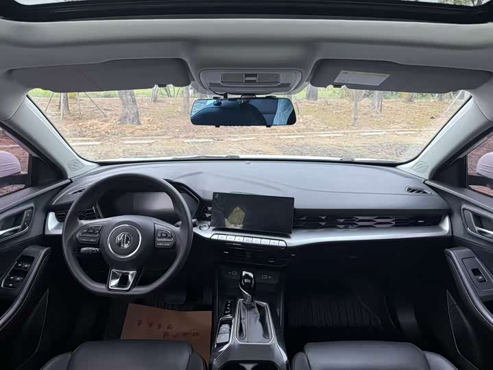 Фото 8 - MG Motor 5