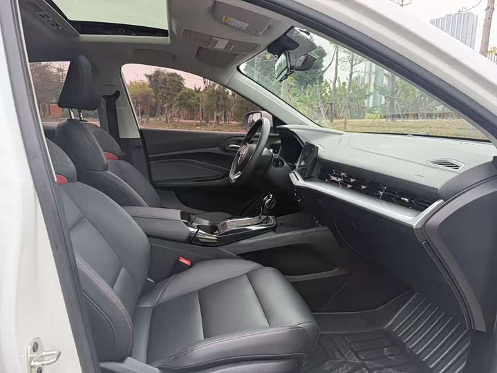 Фото 9 - MG Motor 5