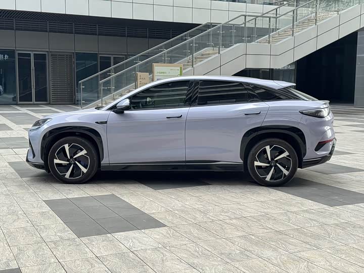 Фото 9 - BYD Sea Lion 07 EV