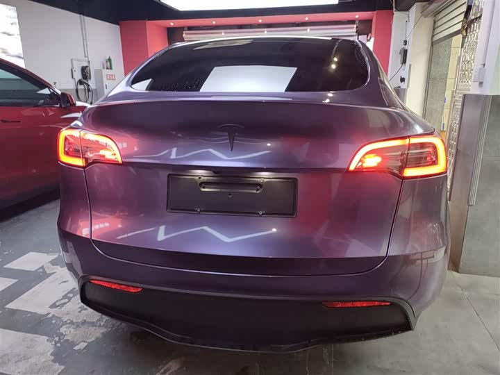 Фото 6 - Tesla Model Y