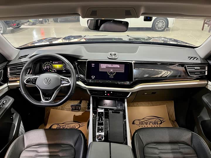 Фото 7 - Volkswagen Teramont X