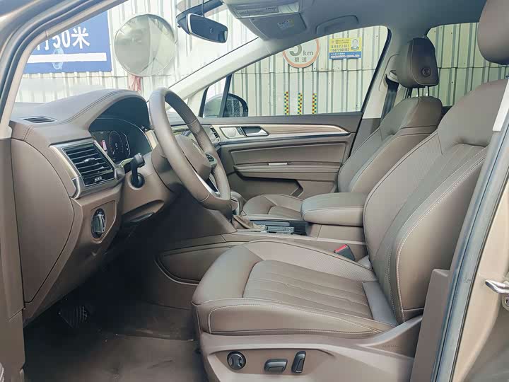 Фото 9 - Volkswagen Viloran