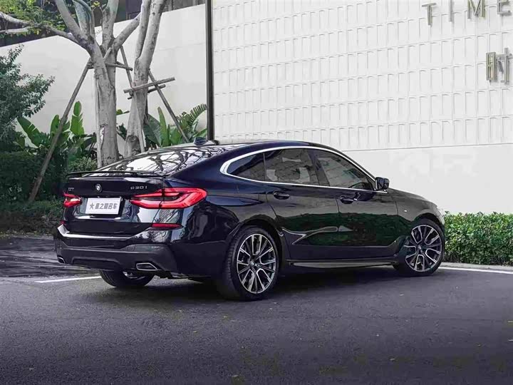 Фото 3 - BMW 6 Series GT