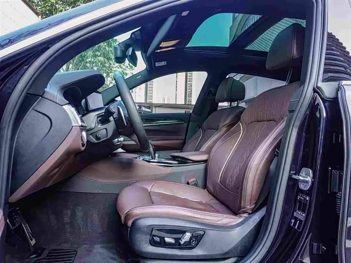 Фото 9 - BMW 6 Series GT