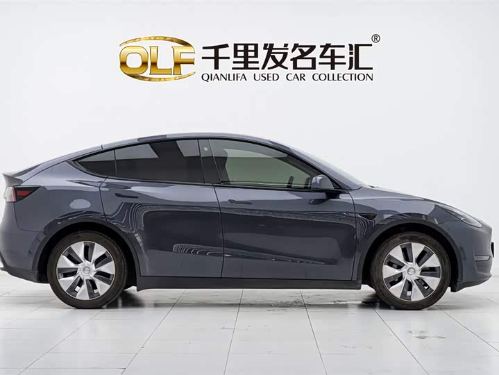 Фото 8 - Tesla Model Y