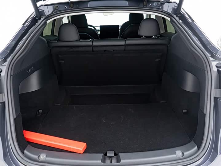 Фото 9 - Tesla Model Y