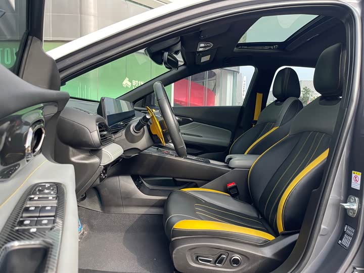 Фото 9 - GAC Trumpchi Empow R