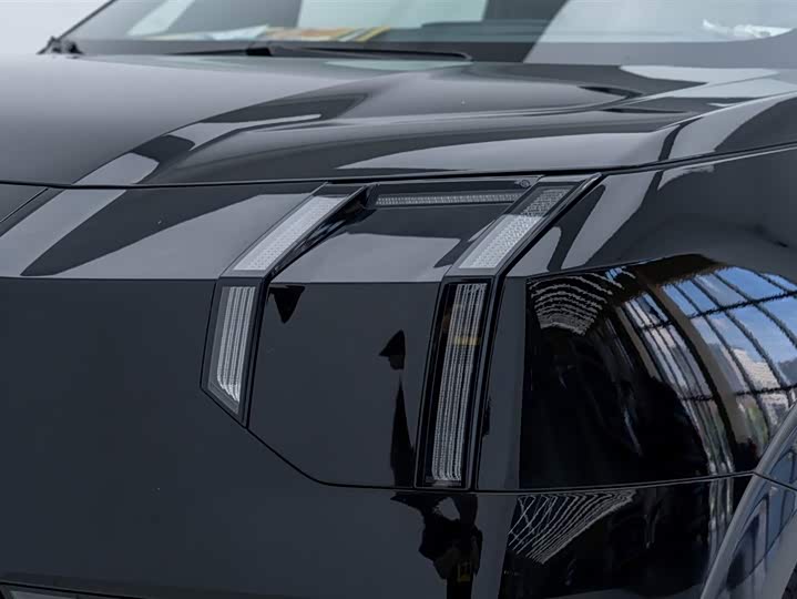 Фото 9 - Zeekr 009