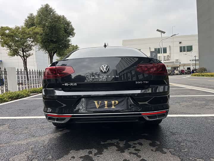 Фото 5 - Volkswagen Magotan