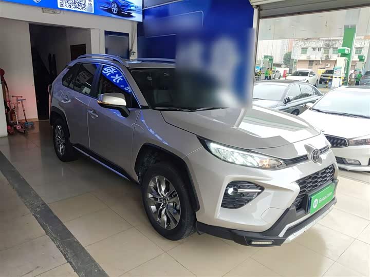 Фото 4 - Toyota Wildlander