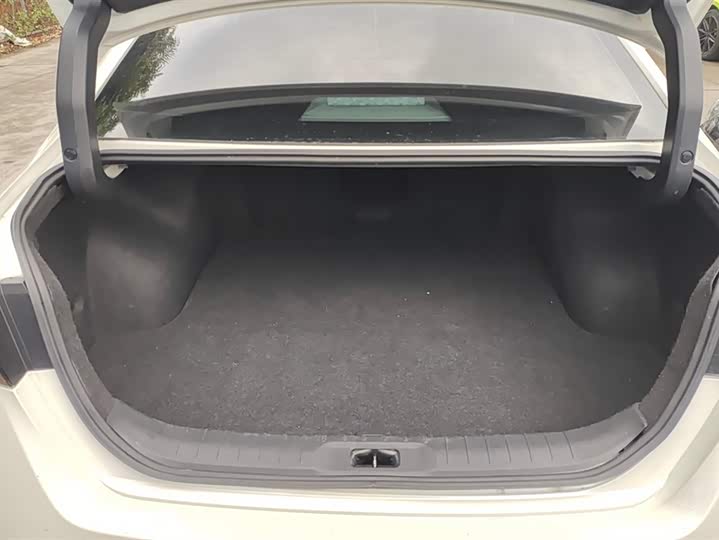 Фото 4 - Nissan Teana