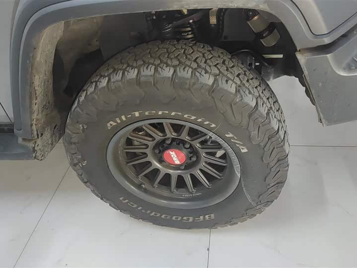 Фото 6 - Tank 300