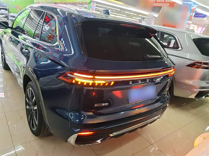 Фото 6 - Geely Monjaro