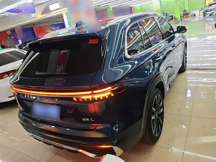 Фото 7 - Geely Monjaro