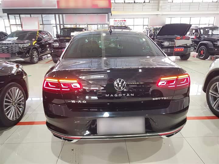 Фото 6 - Volkswagen Magotan