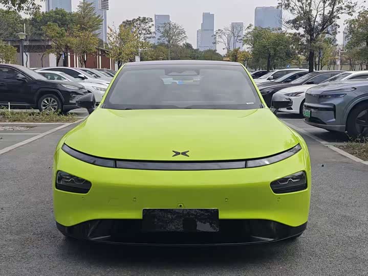 Фото 2 - XPeng P7